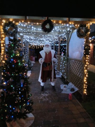 Arkall Manor Transforms into Enchanting Winter Wonderland