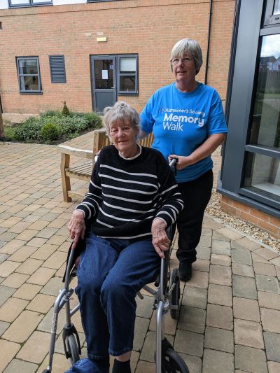 Residents Shine in Heartwarming Alzheimer's Memory Walk