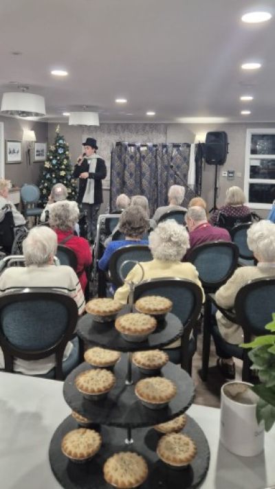 Festive Lights Spark Joy at Rossendale House Christmas Event