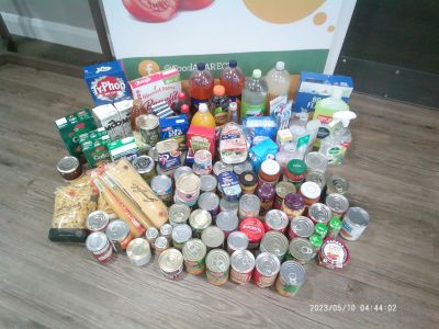 Montagu Hall Residents Make Impactful Food Bank Contribution