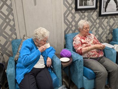 Old Norse Lodge Residents Bond Over Knit & Natter Sessions