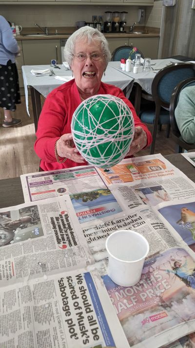 Old Norse Lodge Residents Craft Joyful Easter Decorations