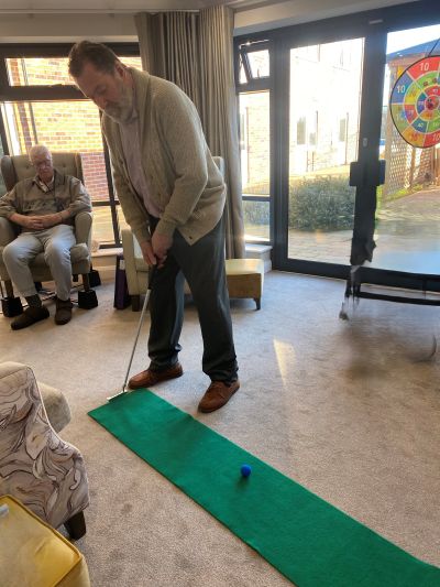 Pear Tree House Residents Tee Off for Joyful Golf Day